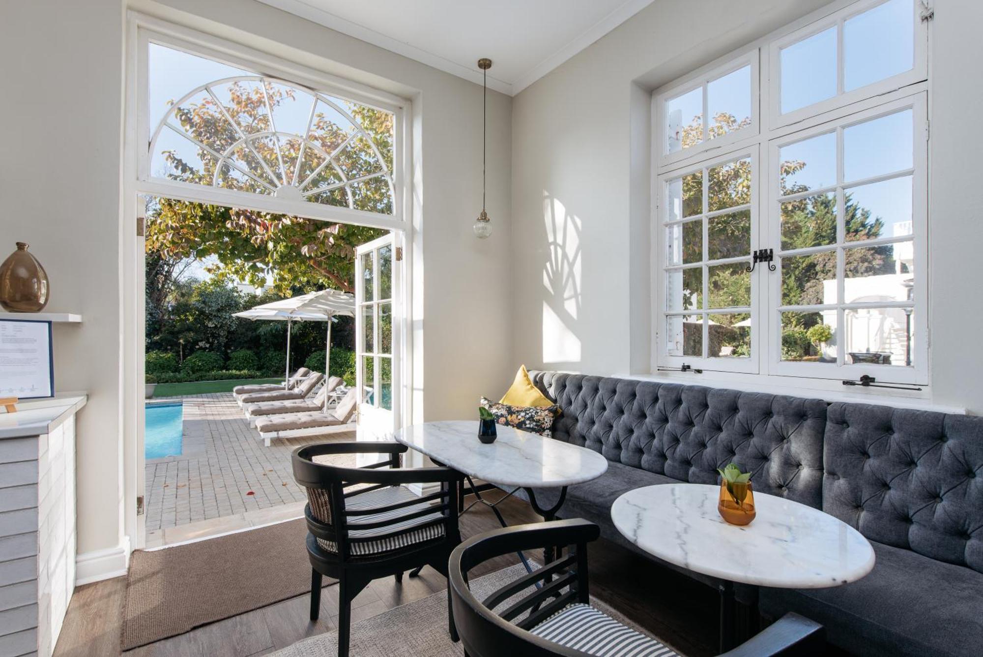 River Manor Boutique Hotel By The Living Journey Collection 스텔렌보스 외부 사진